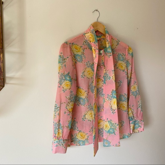 Vintage Floral Blouse with Neck Tie - Picture 6 of 7
